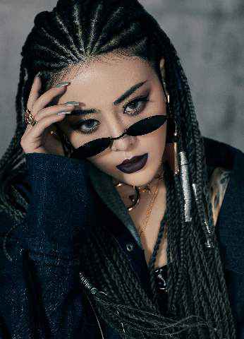 《Bad Girl》全新上线， Swaggie杨舒涵用音乐诠释“新女性”