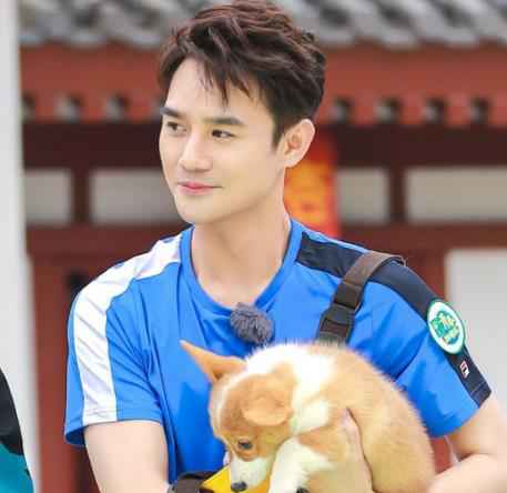 王凯《环游记》收割少女心 逗柯基化唐妆好戏连台