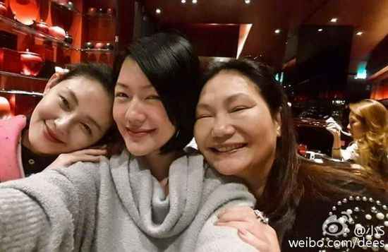 感情依旧！汪小菲隔离期间和大S楼上楼下隔空相见