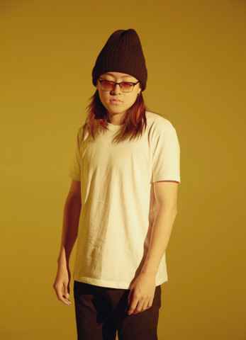 异国人乐队全新专辑发布 展现“21世纪不适应症”多面侧写