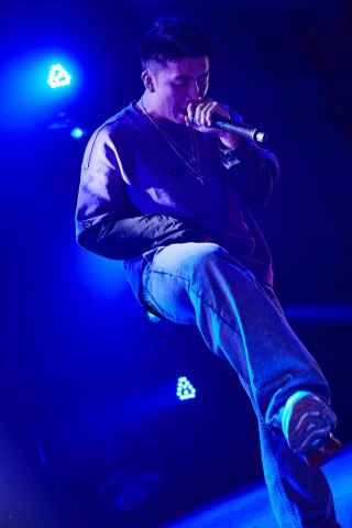 杨和苏《小丑女》MV上线 创意动画诉说“她”力量