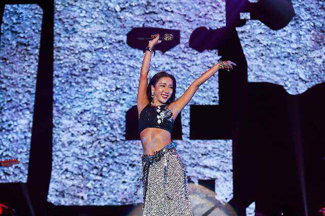 台前幕后大揭秘！吉克隽逸《世界公民》演唱会纪录片重磅来袭