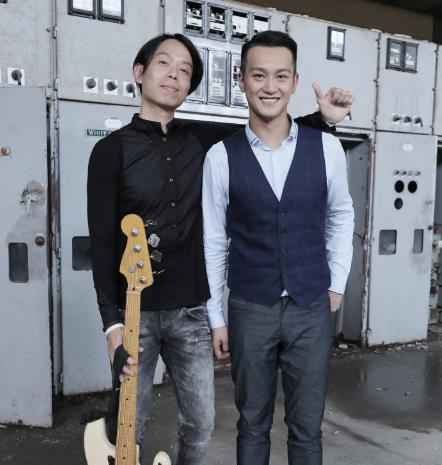 吴浩康新单《那怕最终一个人》MV七夕上线 成曲十年等一个声音