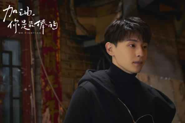 豆瓣开分8.0 《加油,你是最棒的》凭什么在暑期混战中突围