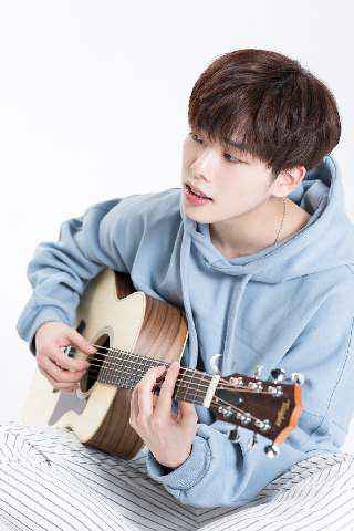 “加苏器”秒变情歌小王子！李铭首支单曲《全都是我们》来袭