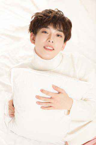 “加苏器”秒变情歌小王子！李铭首支单曲《全都是我们》来袭