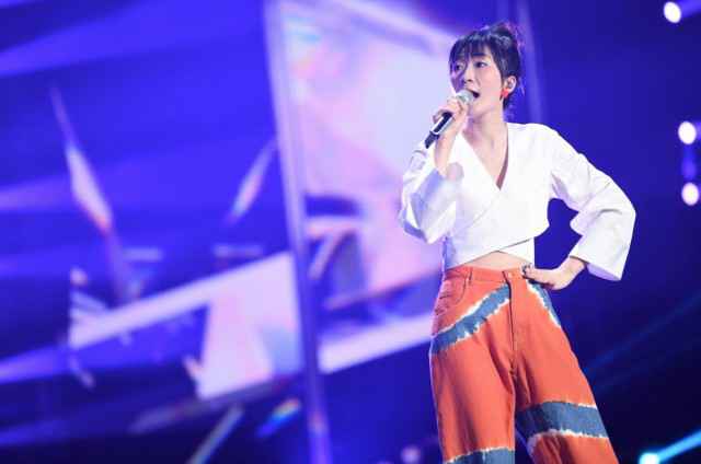 阿肆与“歌迷”吴青峰“云同台”：原来比想象中更搭！