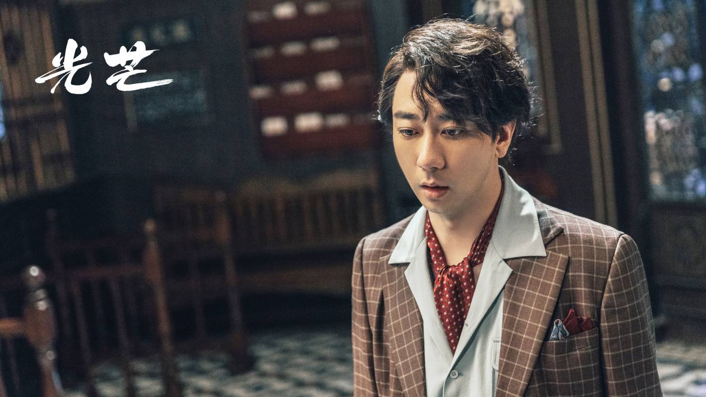 王自健《光芒》收官获好评 细腻演技口碑攀升引热议