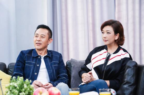 江珊、侯勇做客《你好!生活家》畅聊演艺之路历程